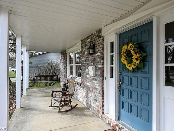 5th image of 4028 Dryden Dr