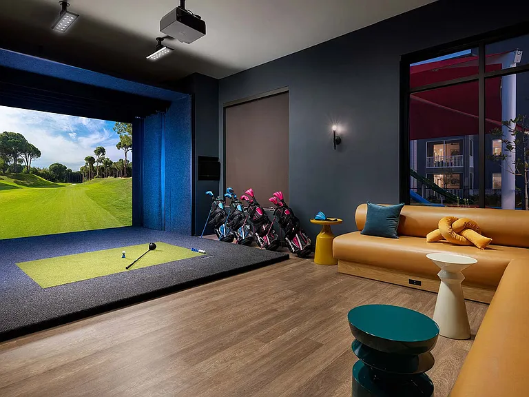 Building's Lounge
