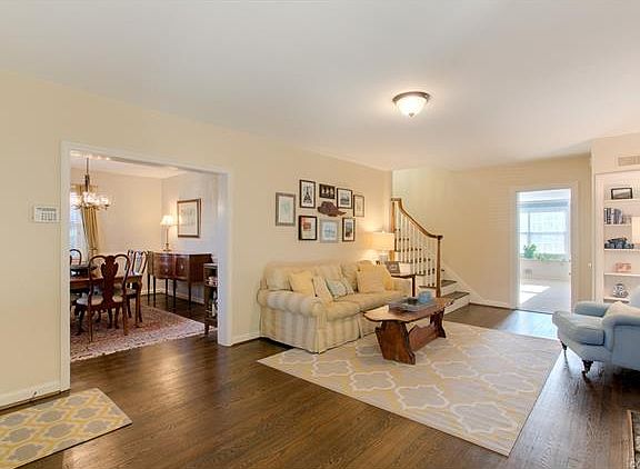 3rd image of 3403 Wythe Ave