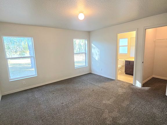 5th image of 5560 NW 55th Ave