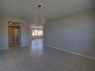 9207 Kingston Rd, Bradenton, FL 34210