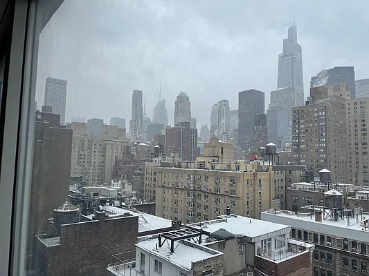 Rented by New York City Moves Team LLC | media 50