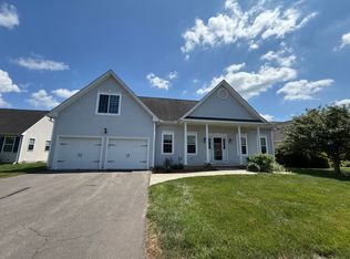 6 Steeple View Dr, Ellington, CT 06029