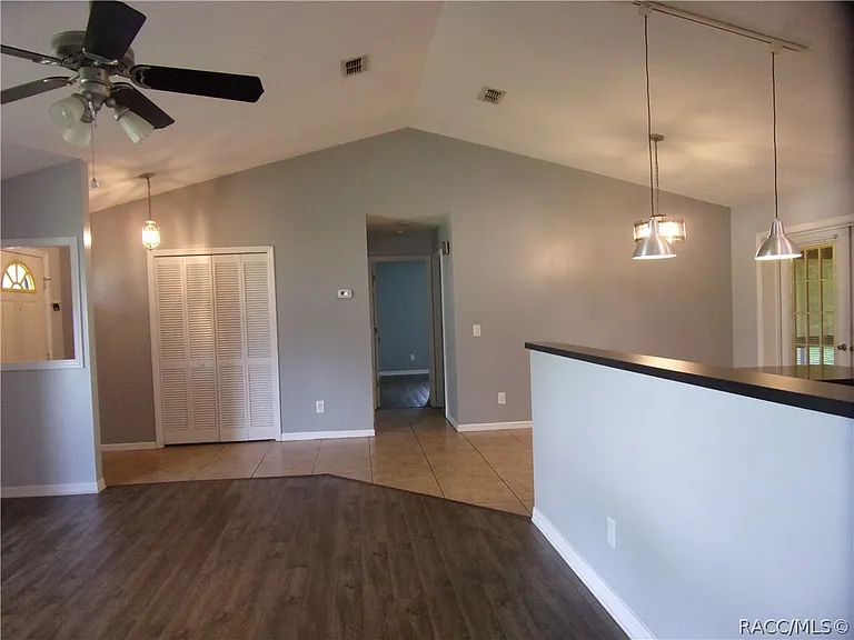 721 S Apopka Ave — Photo 5