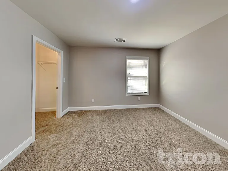 821 Crescent Way — Photo 14