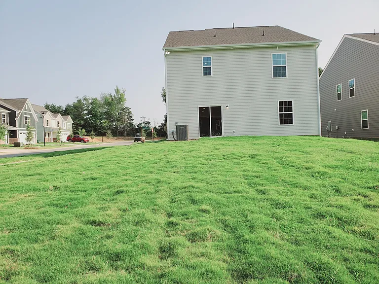 1200 Roundhill Ct — Photo 9