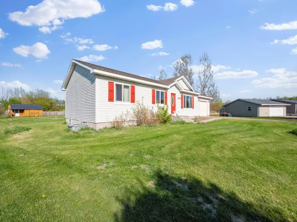 1761 Castle Ln SE, Alexandria, MN 56308