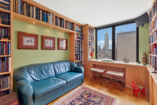 Rented by R New York | media 5