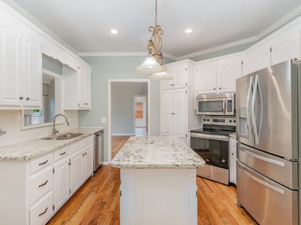 2822 Apache Moon Ter, Murfreesboro, TN 37127