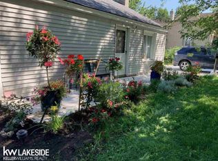 68270 Mary St, Richmond, MI 48062