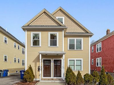 216 Calumet St, Roxbury, MA, 02120
