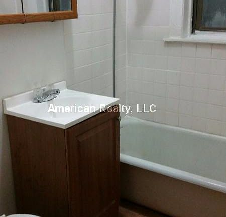 4th image of 6347 N Magnolia Ave #1