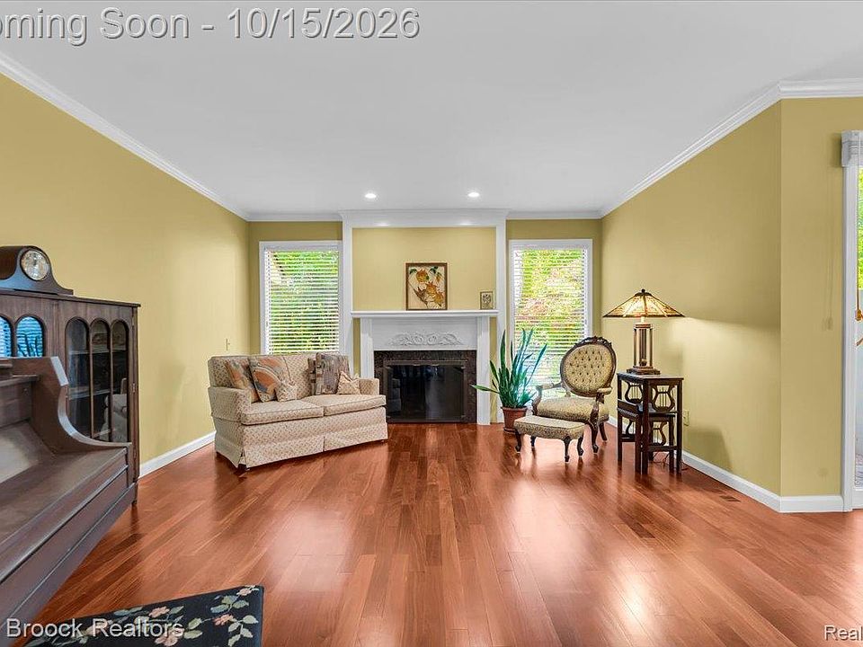 1168 Glenpointe Ct, photo 10