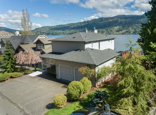 40 North Point Dr, Bellingham, WA 98229