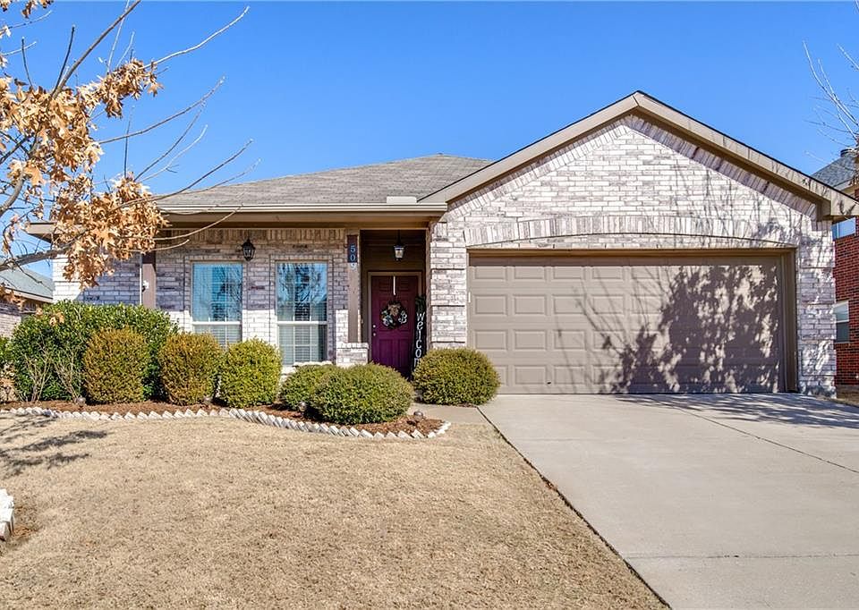 1st image of 509 Teal Ln