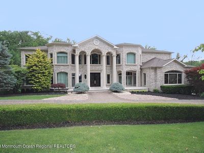 8 Thistle Lane, Holmdel, NJ, 07733