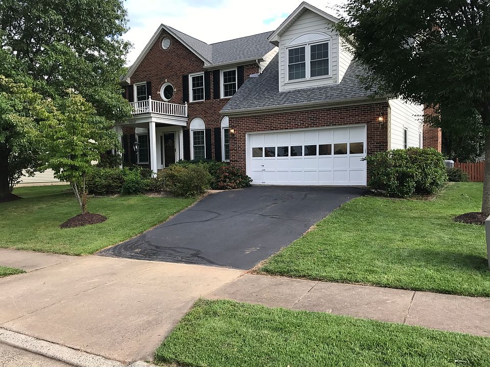 1st image of 43447 Thistlewood Ct