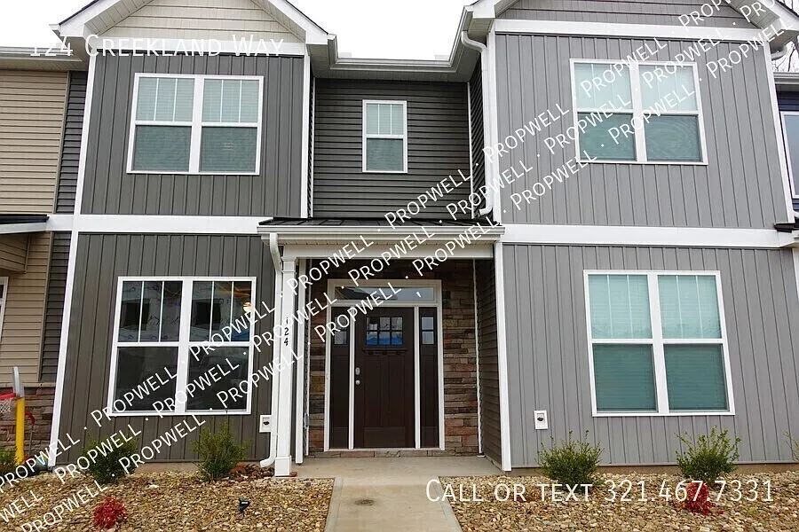 3 bed, 2.5 bath, 1579 sqft, $1,690 — Photo 3