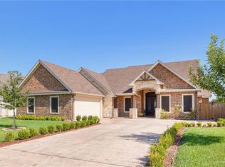 1705 E 28th St, Mission, TX 78574