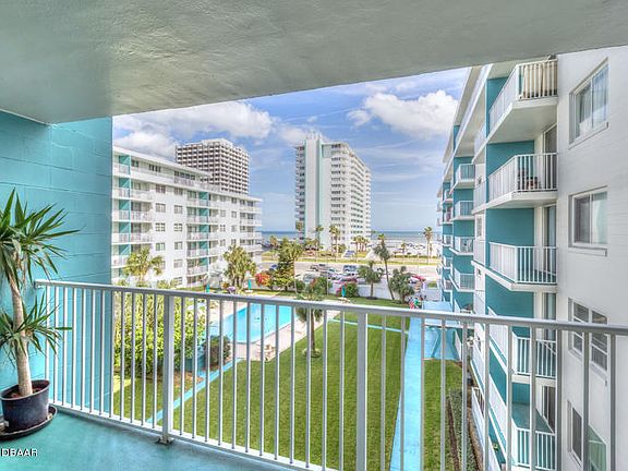3rd image of 2727 N Atlantic Ave #4090
