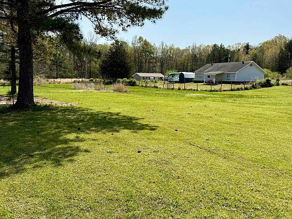 4th image of 98 Mountain Home Dr
