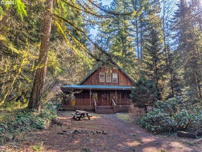 26565 E Henry Creek Rd, Rhododendron, OR, 97049