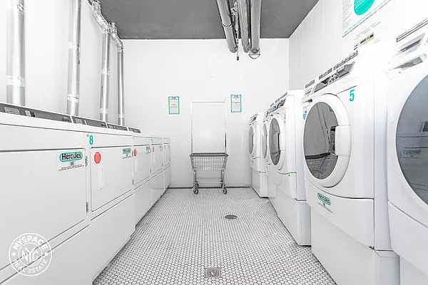 Rented by MySpaceNYC | media 14