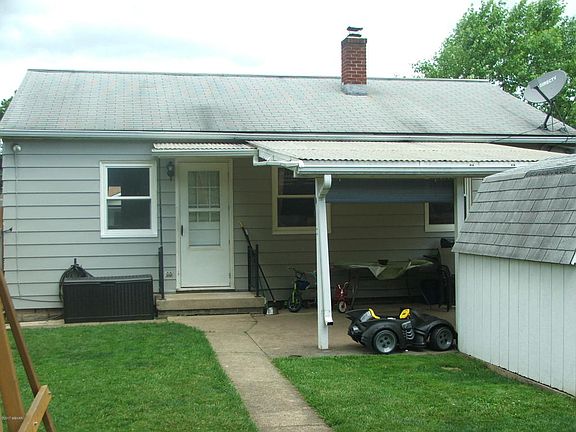 3rd image of 346 Bastian Ave
