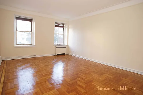 Rented by Norman Raindel, LREB | media 52