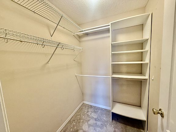 5th image of 334 Redwood Ln