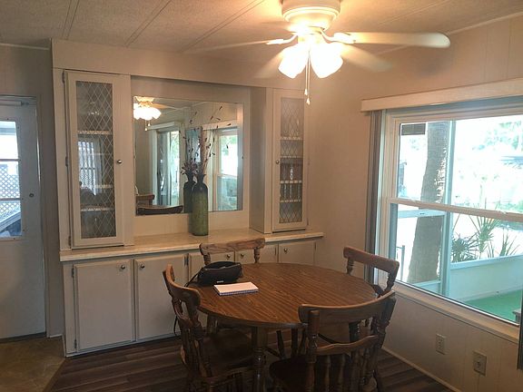 5th image of 26 Orangewood Dr