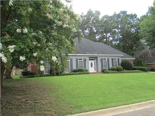 1st image of 137 Creek Dr