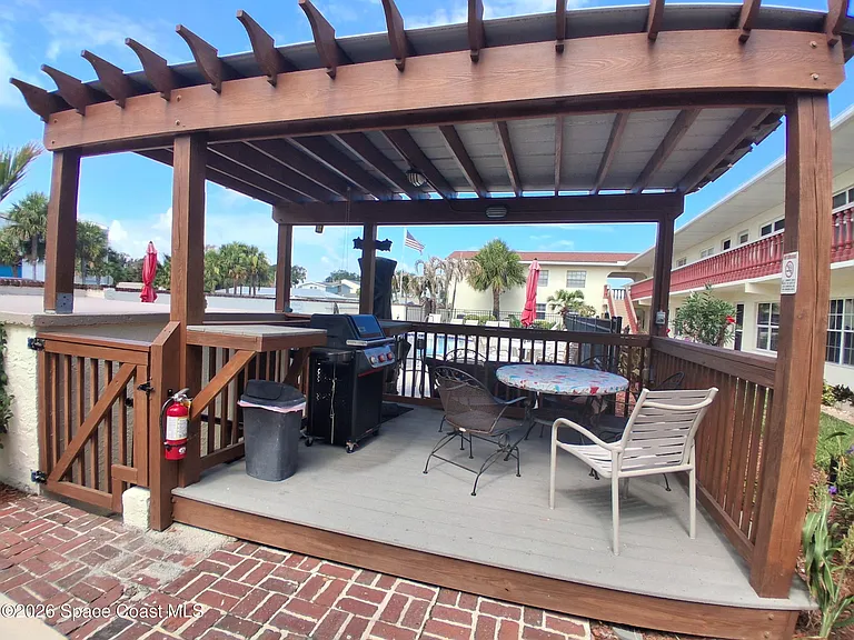 300 Monroe Ave #21 — Photo 24