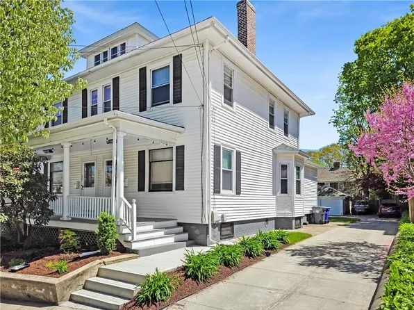 17 Sessions St, Providence, RI 02906