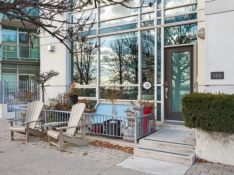 5 Marine Parade Dr #Townhouse 125 — Photo 37