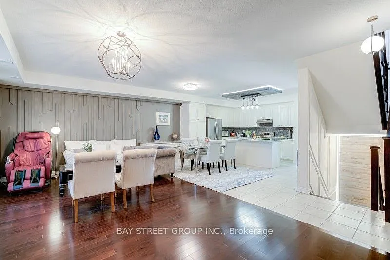 4 bed, $3,800 — Photo 4