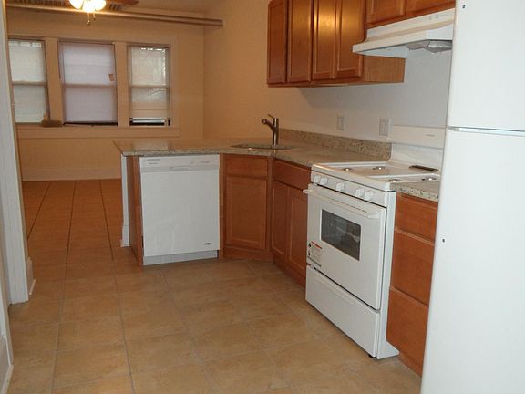 5th image of 4900 N Monticello Ave