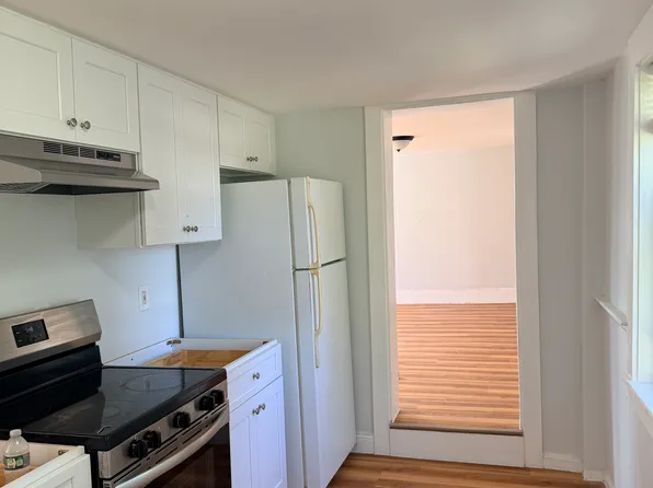 3 Kimball Ct #2, Natick, MA 01760