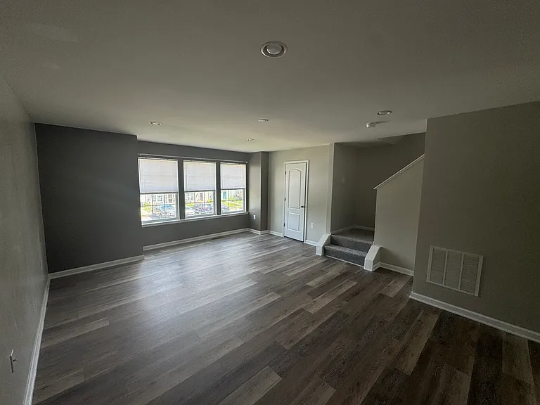 65 Private Ct — Photo 13