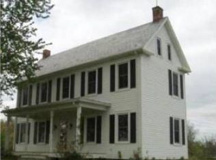 261 Falcon Ridge Rd, Charles Town, WV 25414