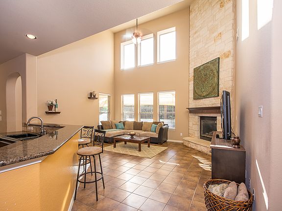 5th image of 11421 Cherisse Dr