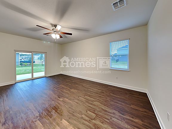 4th image of 3203 Bridge Haven Dr