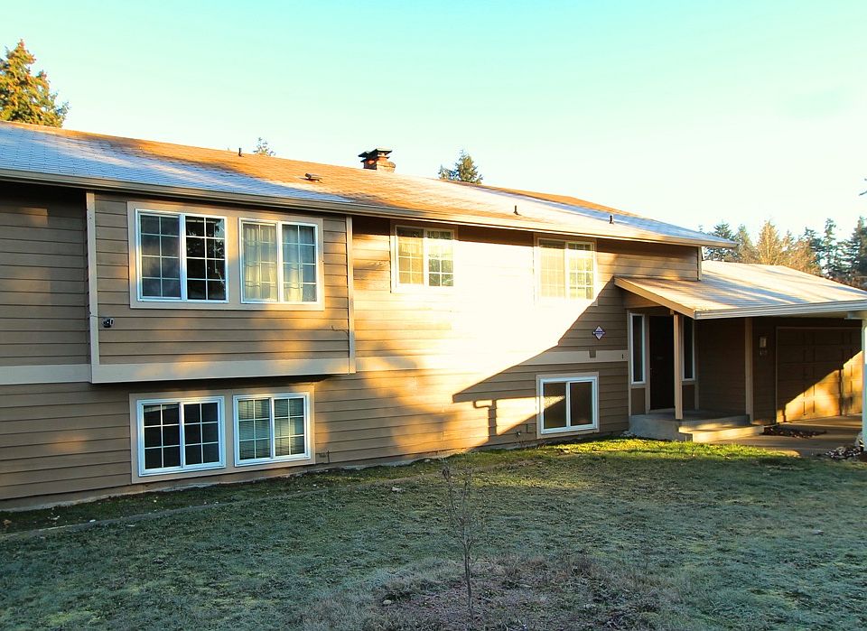 1st image of 419 160th St E
