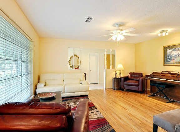 2nd image of 3704 Shady Valley Dr