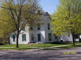 64 Westwood St, Hillsdale, MI 49242