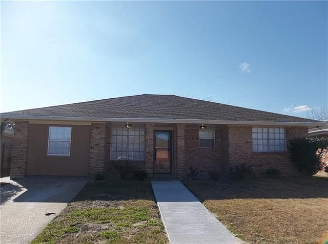 1st image of 7716 Dogwood Dr