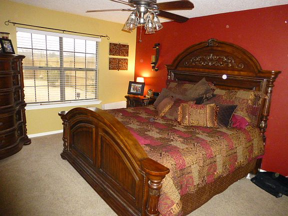 5th image of 4309 Bluestem St