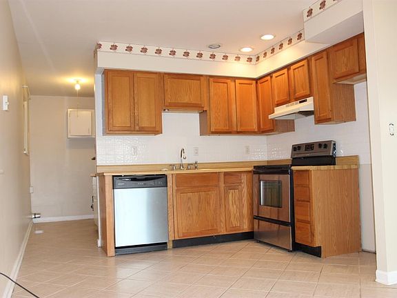 4th image of 755 Marbea Dr