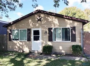 228 Mary Ave, Northwood, OH 43619