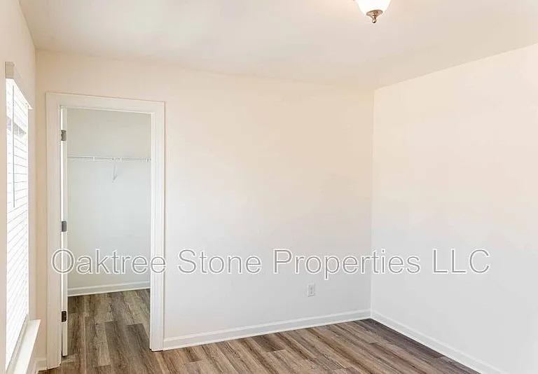 3348 Pepperpike Ct — Photo 18